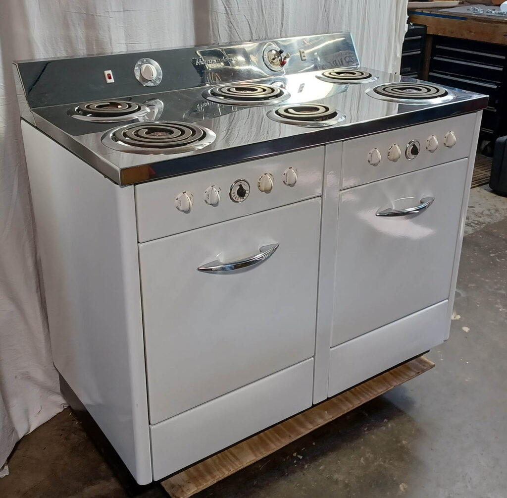 Special Guest Stove: 1950s Thermador Electric Stove Model T-56
